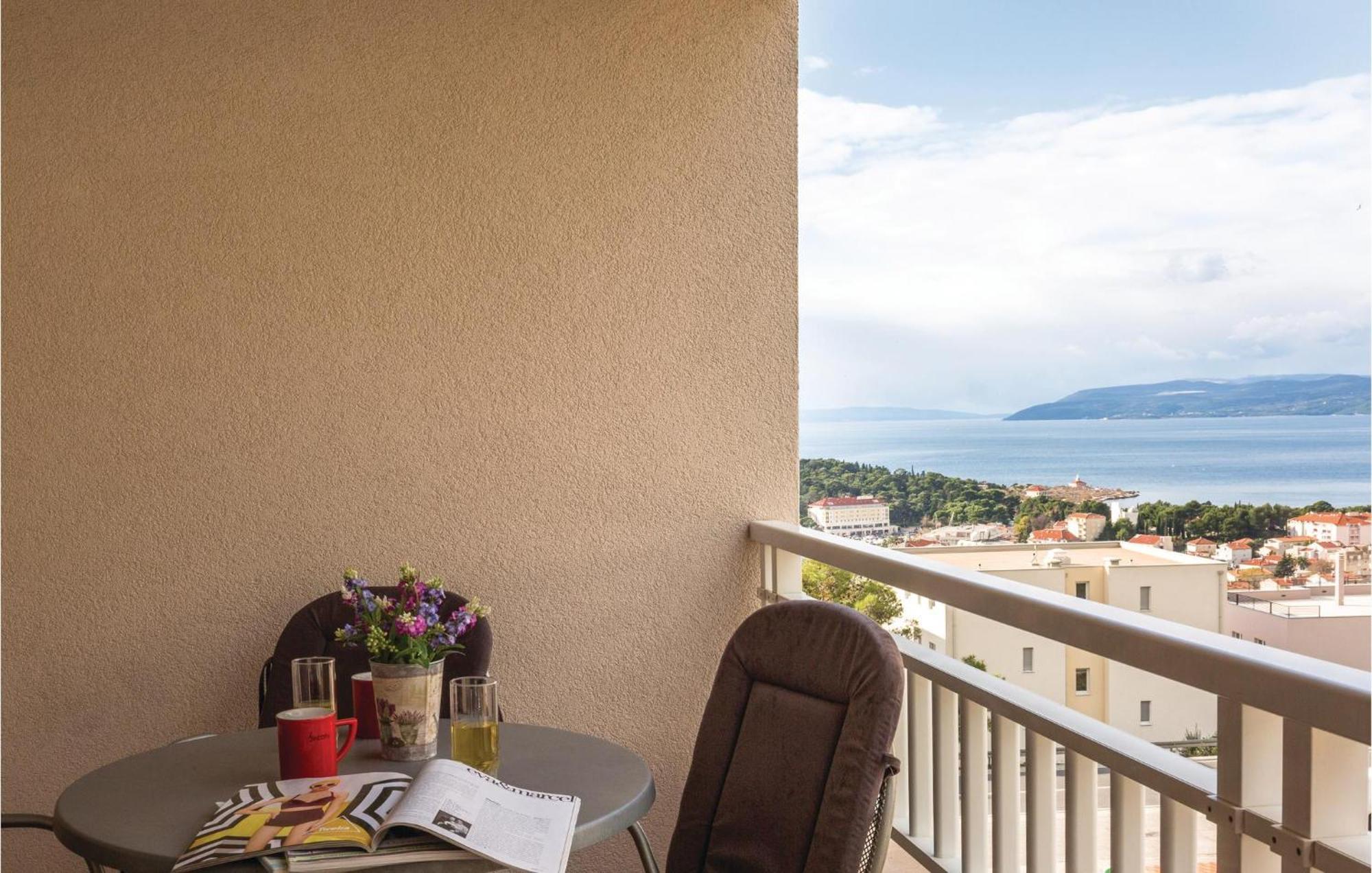 Stunning Apartment In Makarska With Wifi Eksteriør bilde